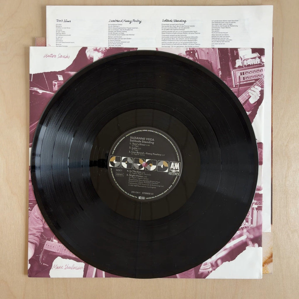 Suzanne Vega – Solitude Standing – record label