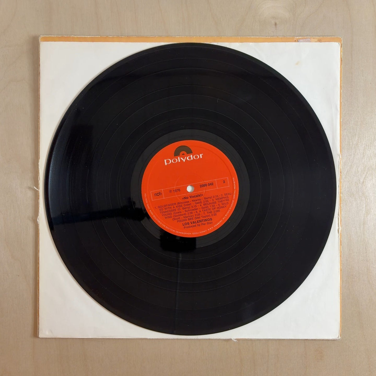Los Valentinos – No Vocals! – record label