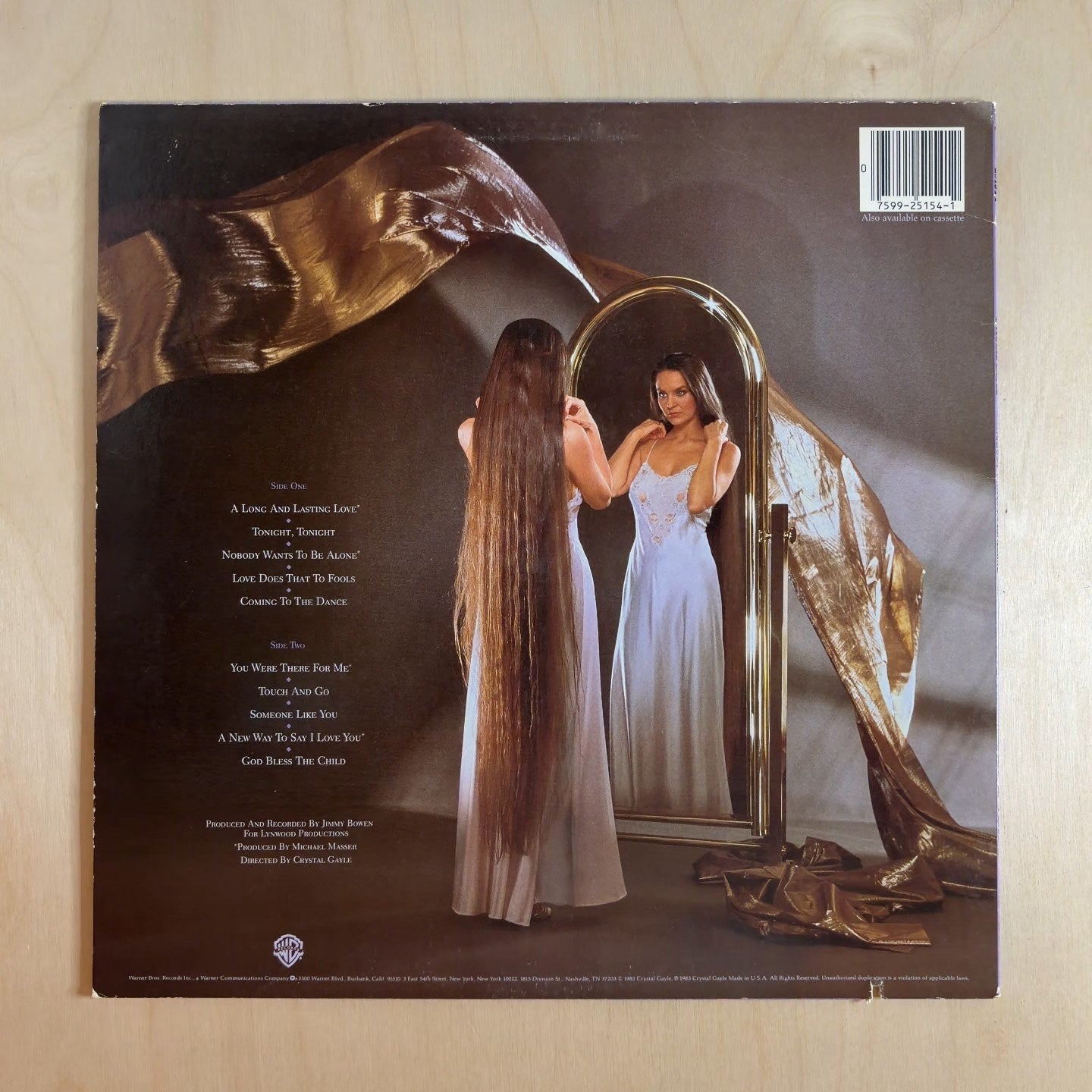 Crystal Gayle – Nobody Wants To Be Alone – back cover