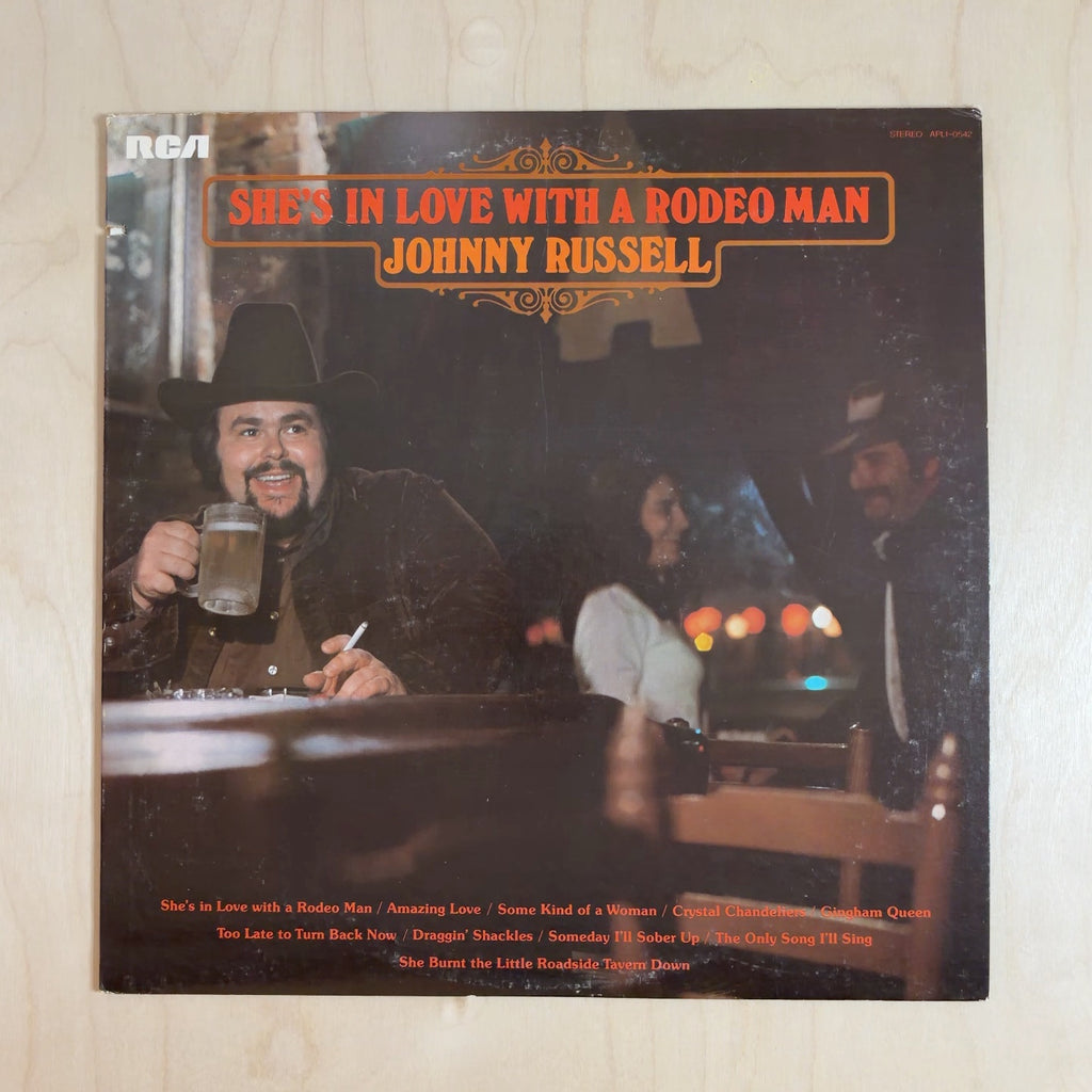 Johnny Russell – She's In Love With A Rodeo Man