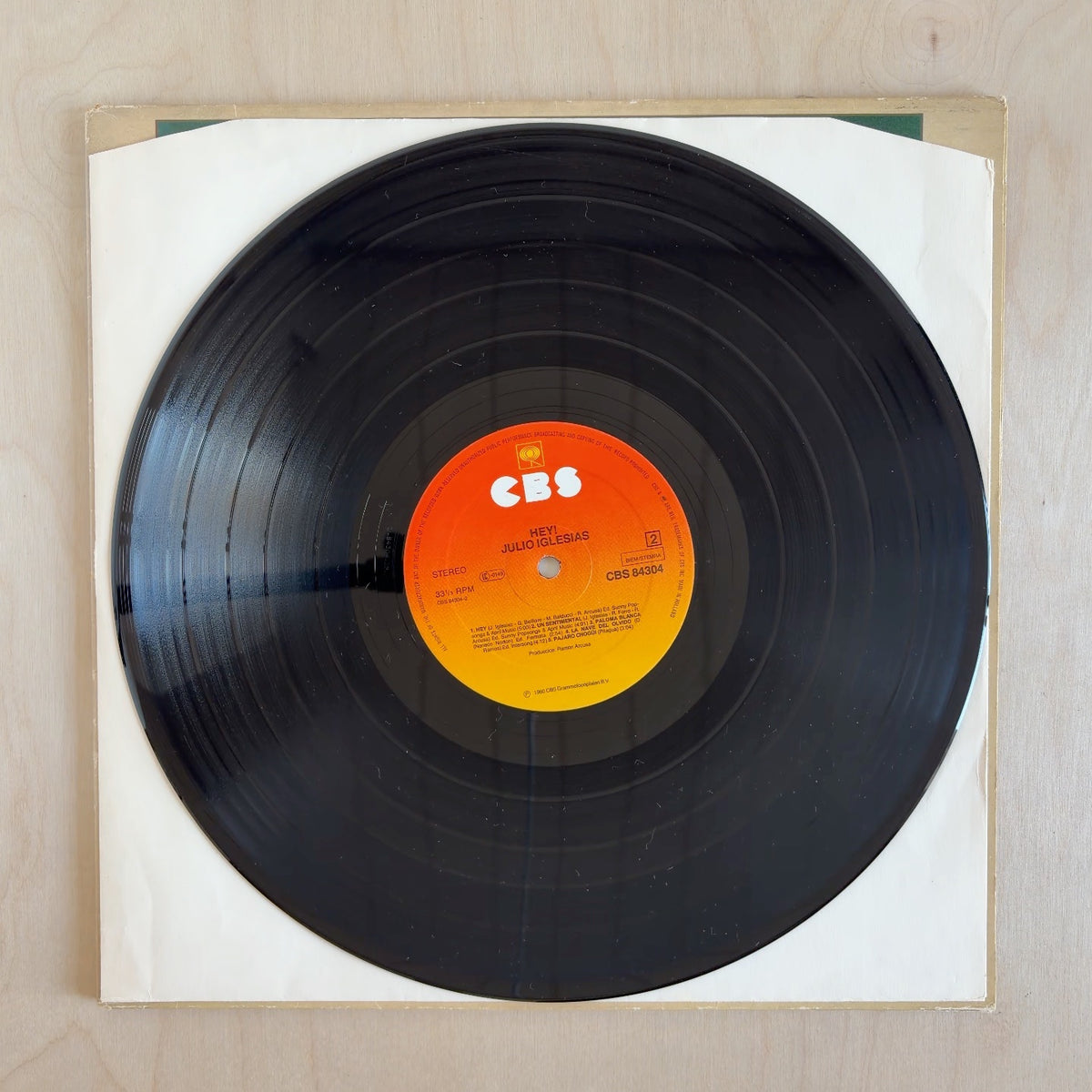 Julio Iglesias – Hey! – record label