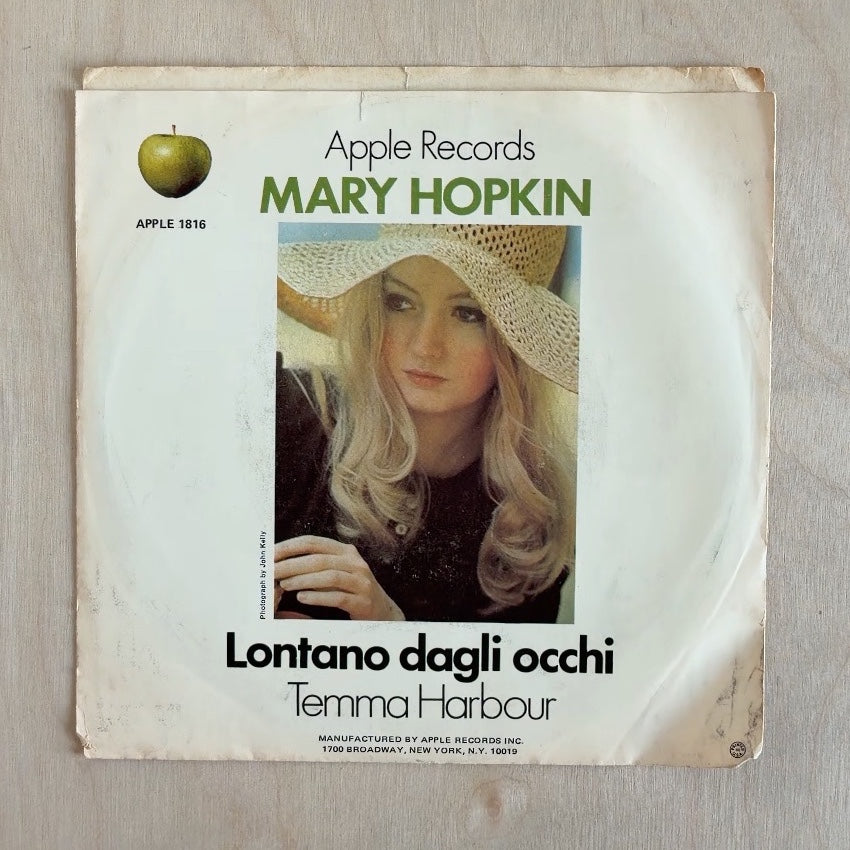Mary Hopkin – Temma Harbour – front cover
