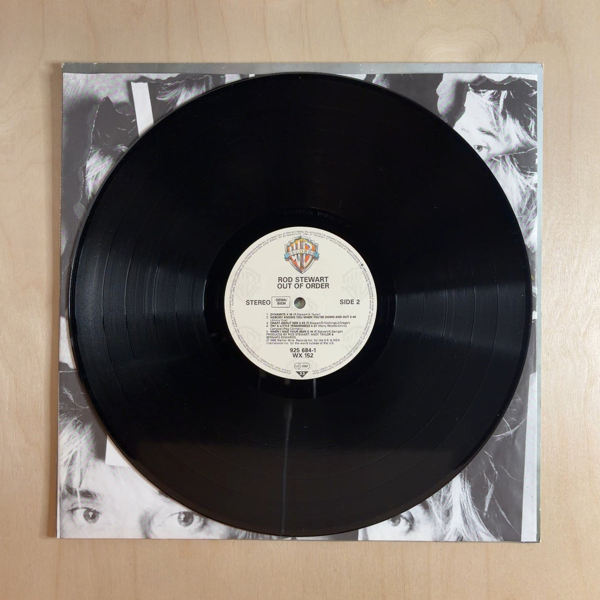 Rod Stewart – Out Of Order – record label