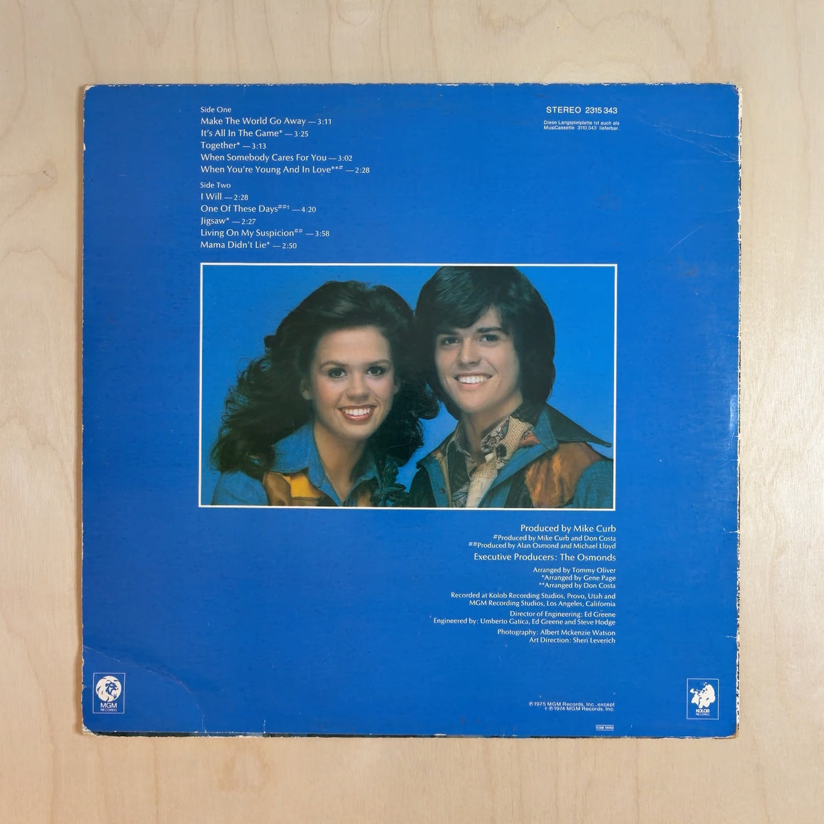 Donny & Marie Osmond – Make The World Go Away – back cover