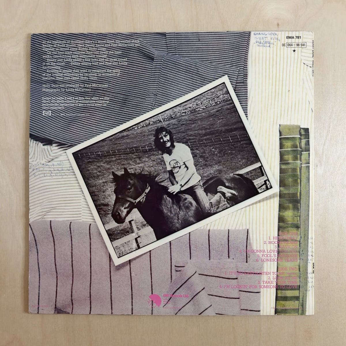 Denny Laine – Holly Days – back cover