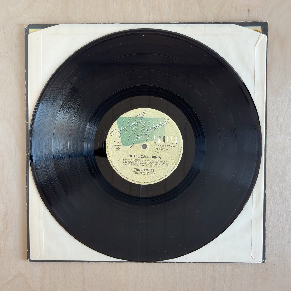 Eagles – Hotel California – record label