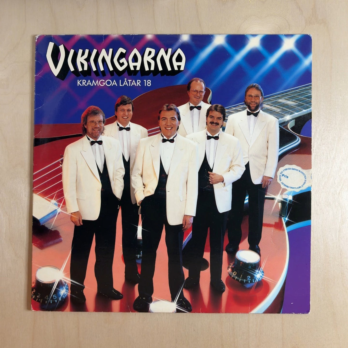 Vikingarna – Kramgoa Låtar 18 – front cover