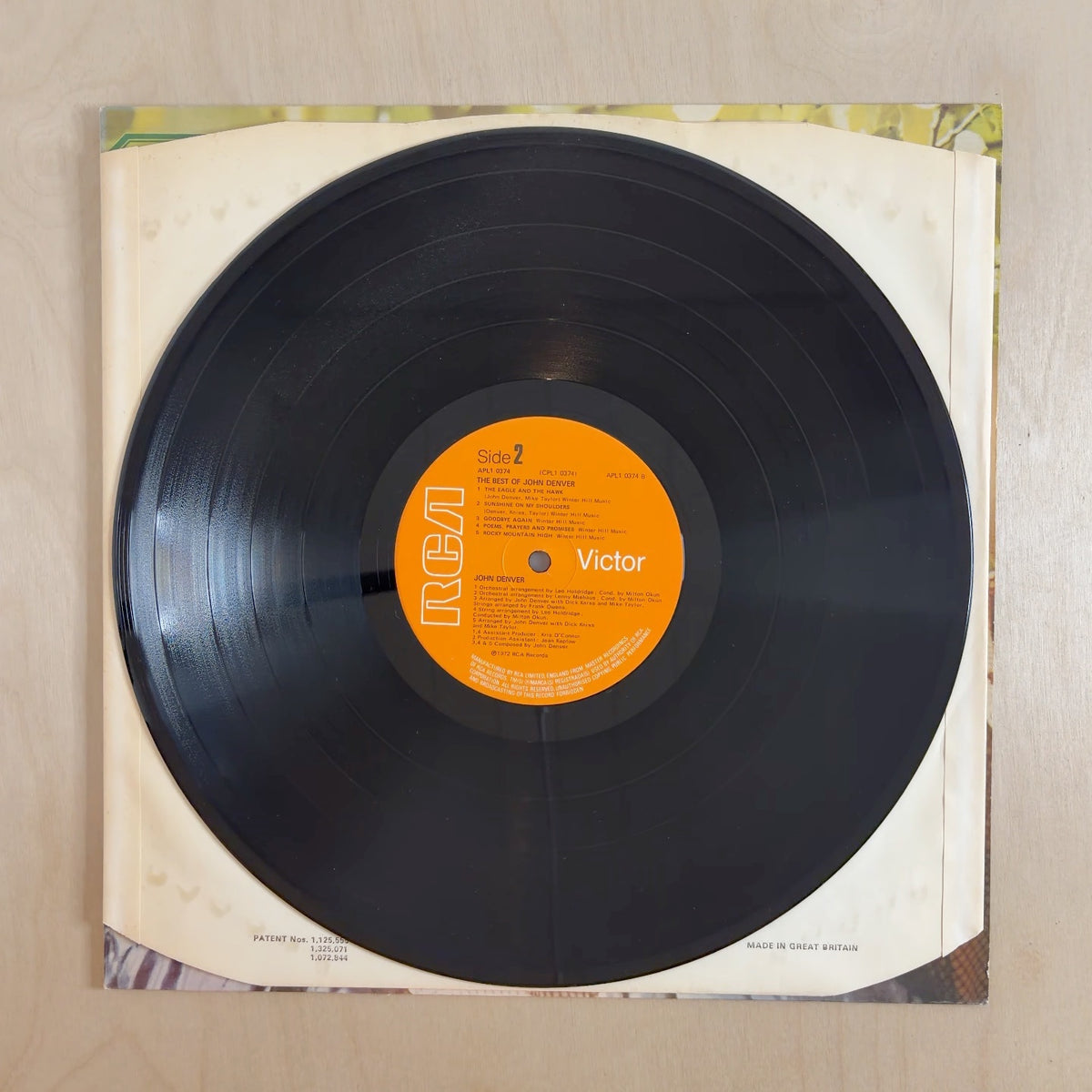 John Denver – The Best Of John Denver – record label