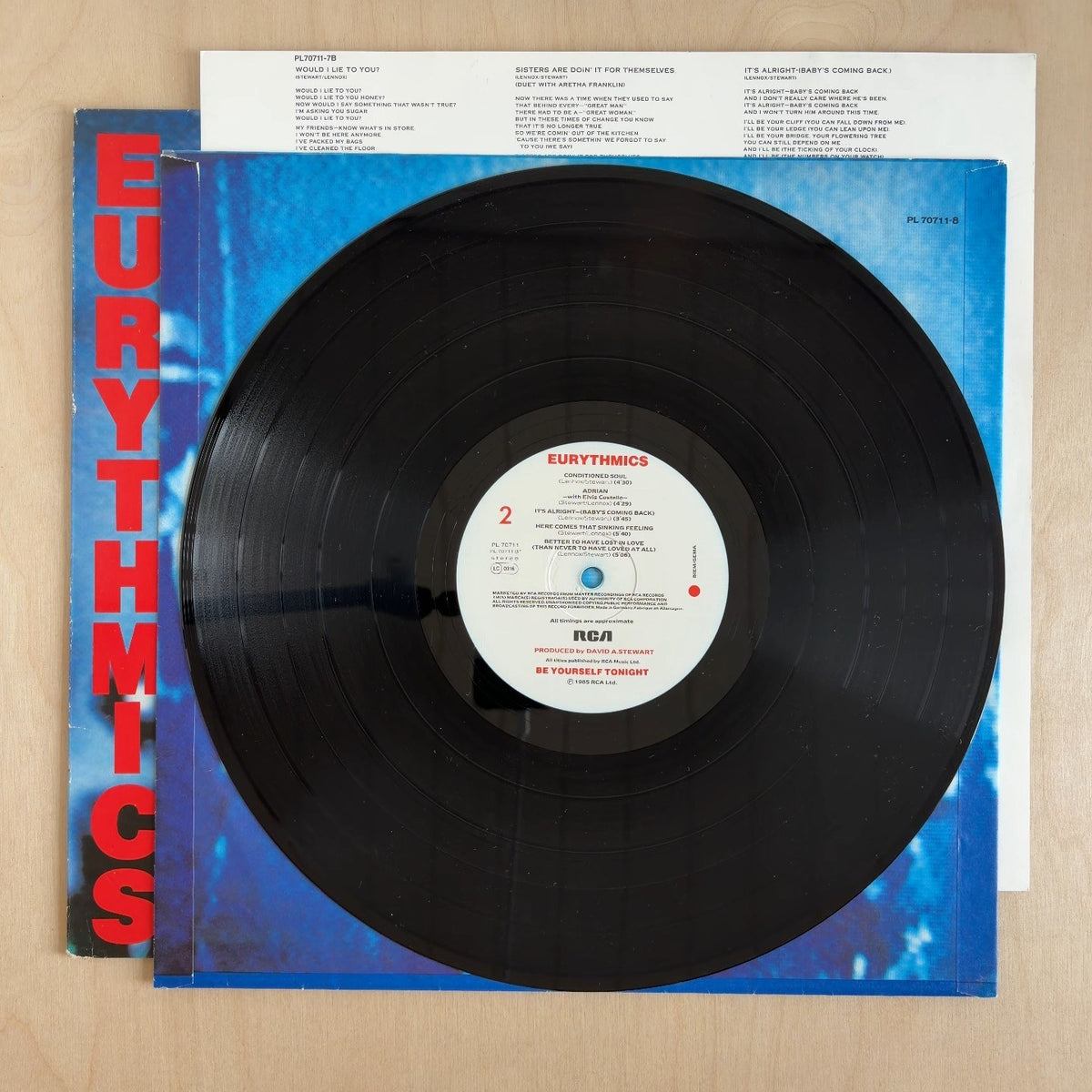 Eurythmics – Be Yourself Tonight – record label