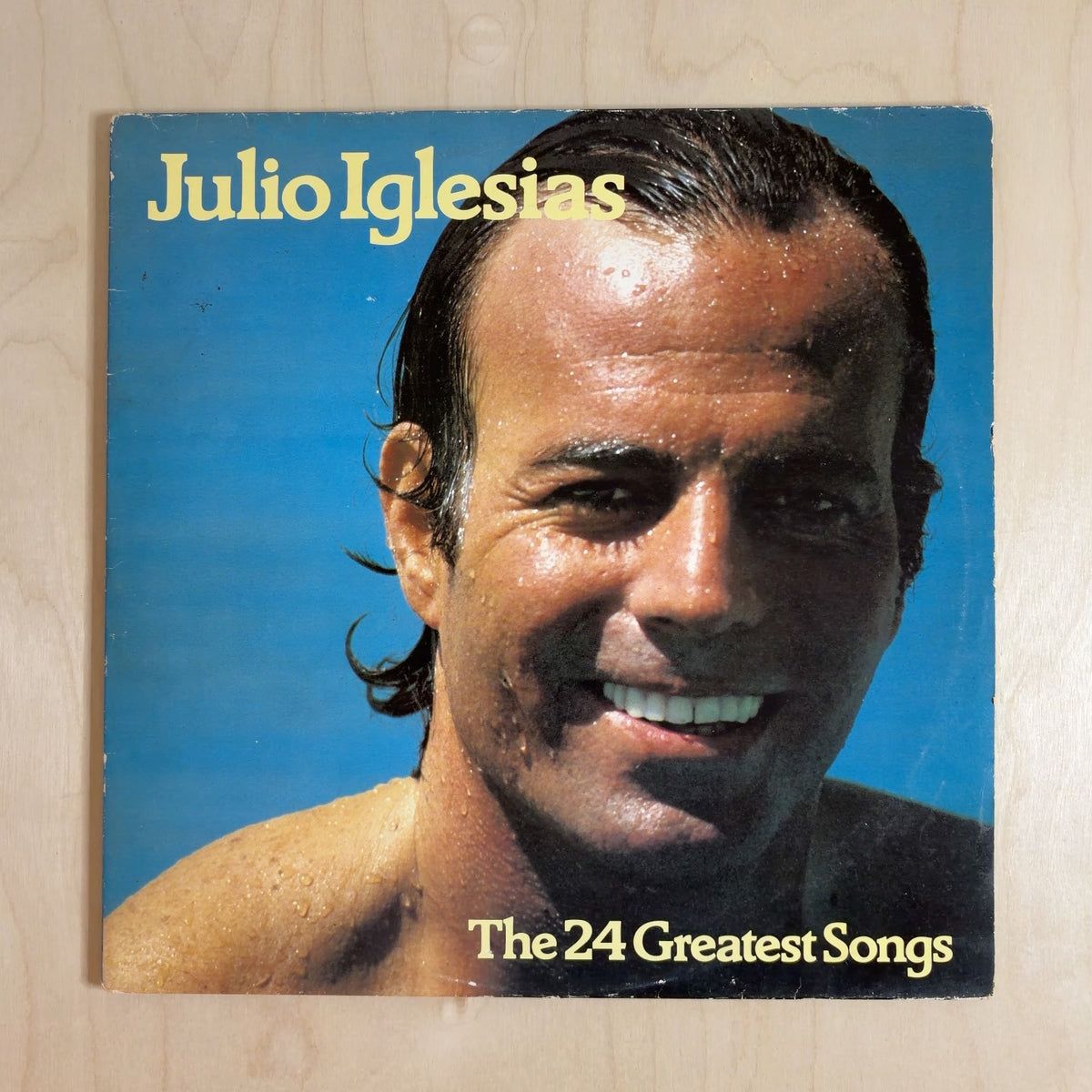Julio Iglesias – The 24 Greatest Songs