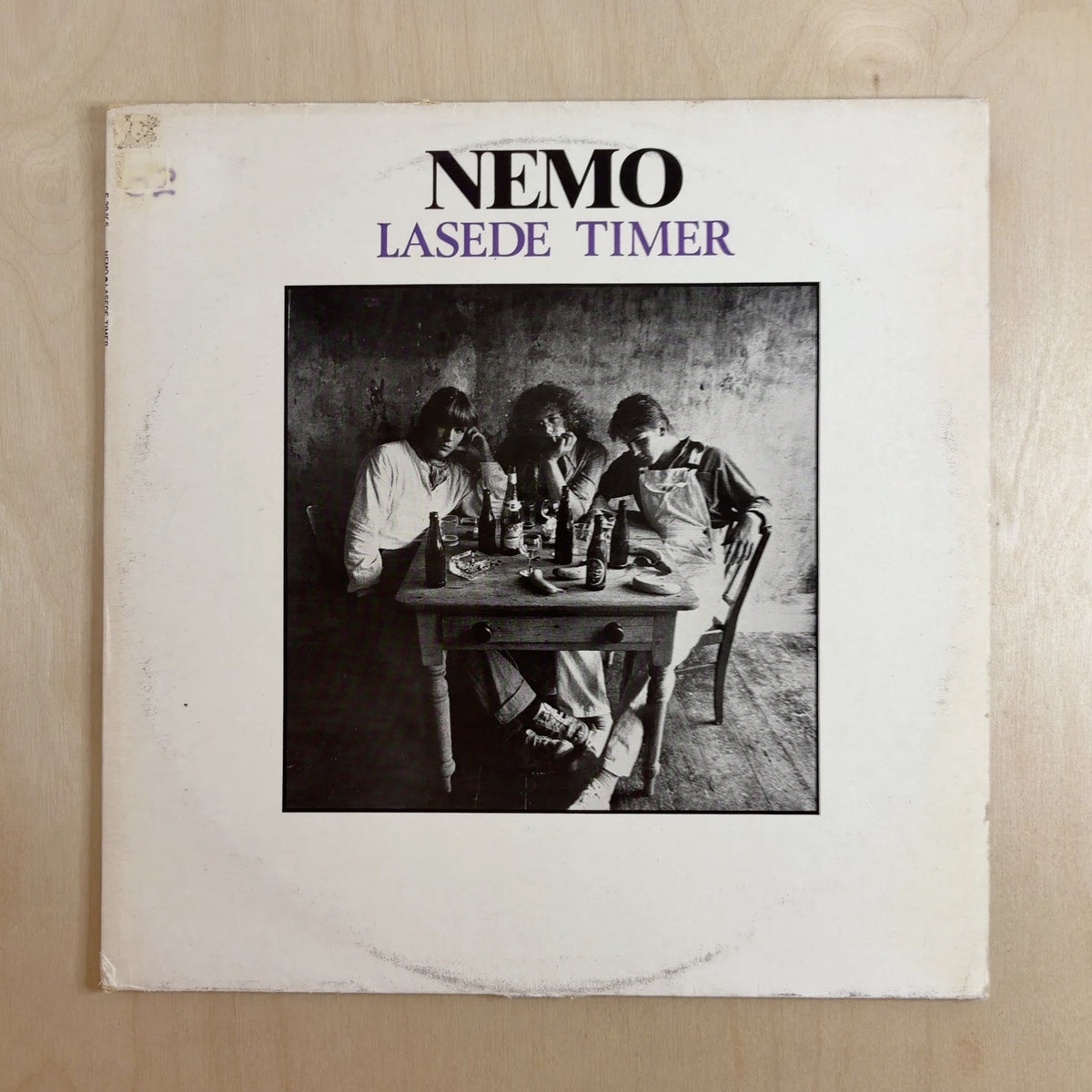 Nemo – Lasede Timer – front cover