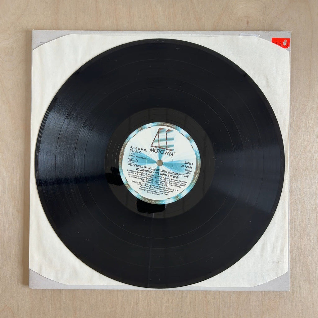 Stevie Wonder – The Woman In Red (Selections From The Original Motion Picture Soundtrack) – record label