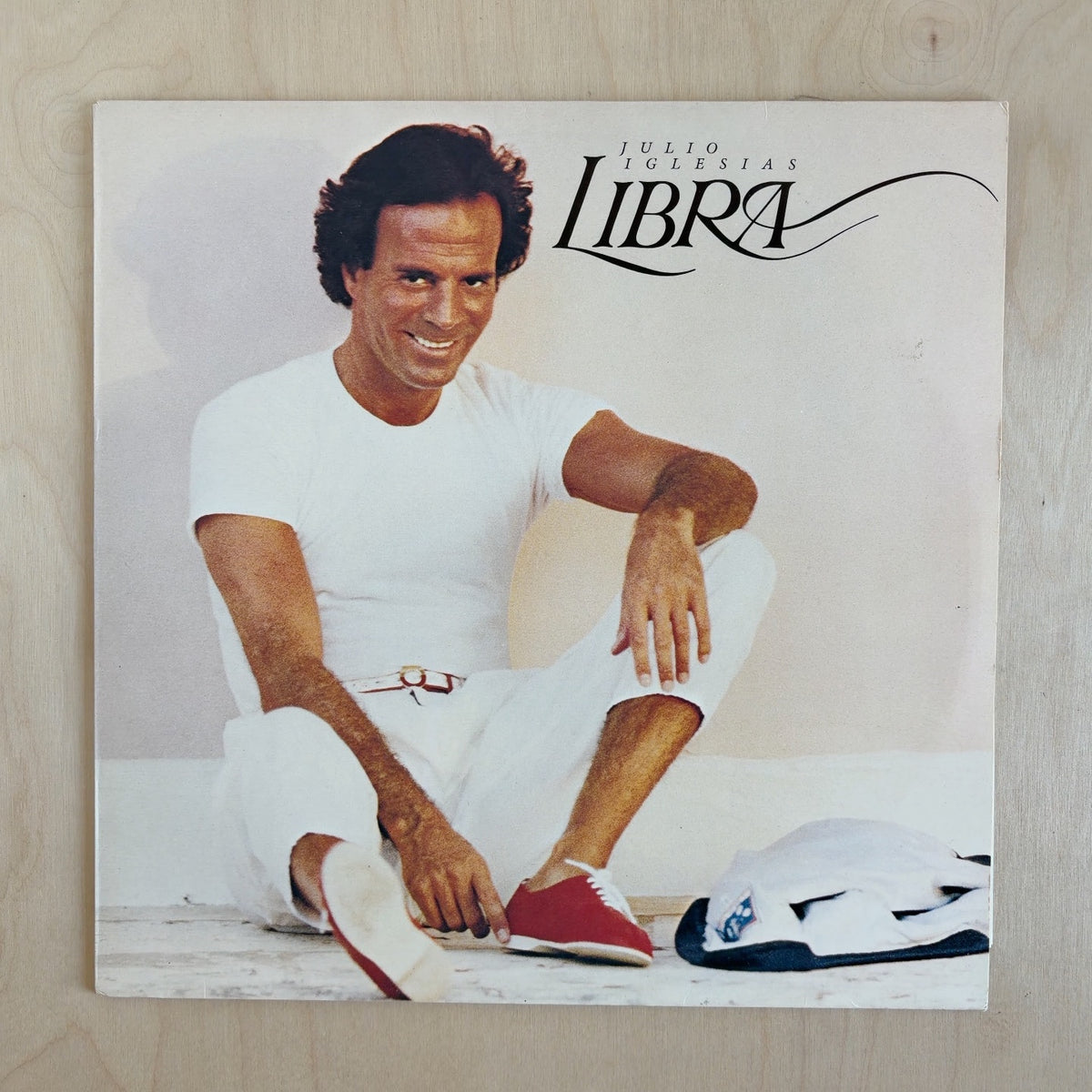 Julio Iglesias – Libra – front cover