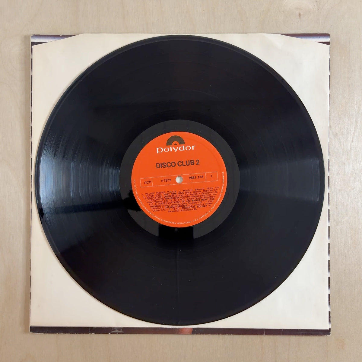 Various – Disco Club 2 – record label