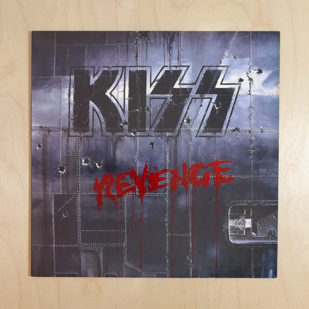 Kiss – Revenge