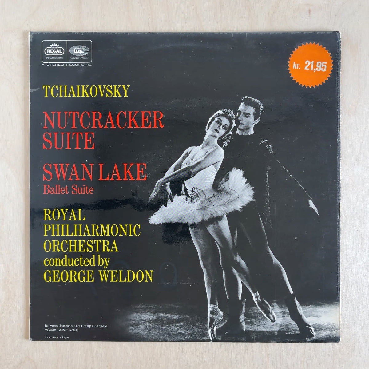 Pyotr Ilyich Tchaikovsky, Royal Philharmonic Orchestra, George Weldon – Nutcracker Suite, Swan Lake (Ballet Suite) – front cover