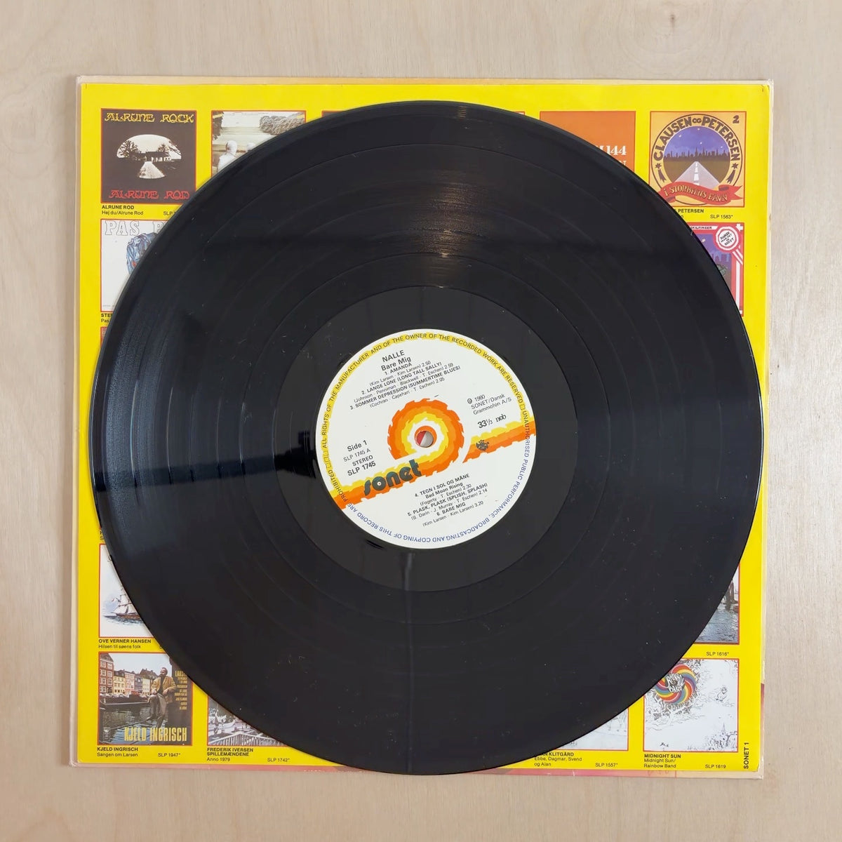Nalle – Bare Mig – record label