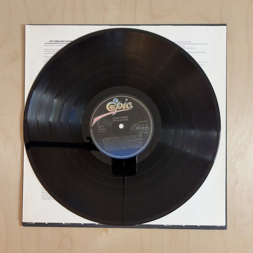 Carly Simon – Spoiled Girl