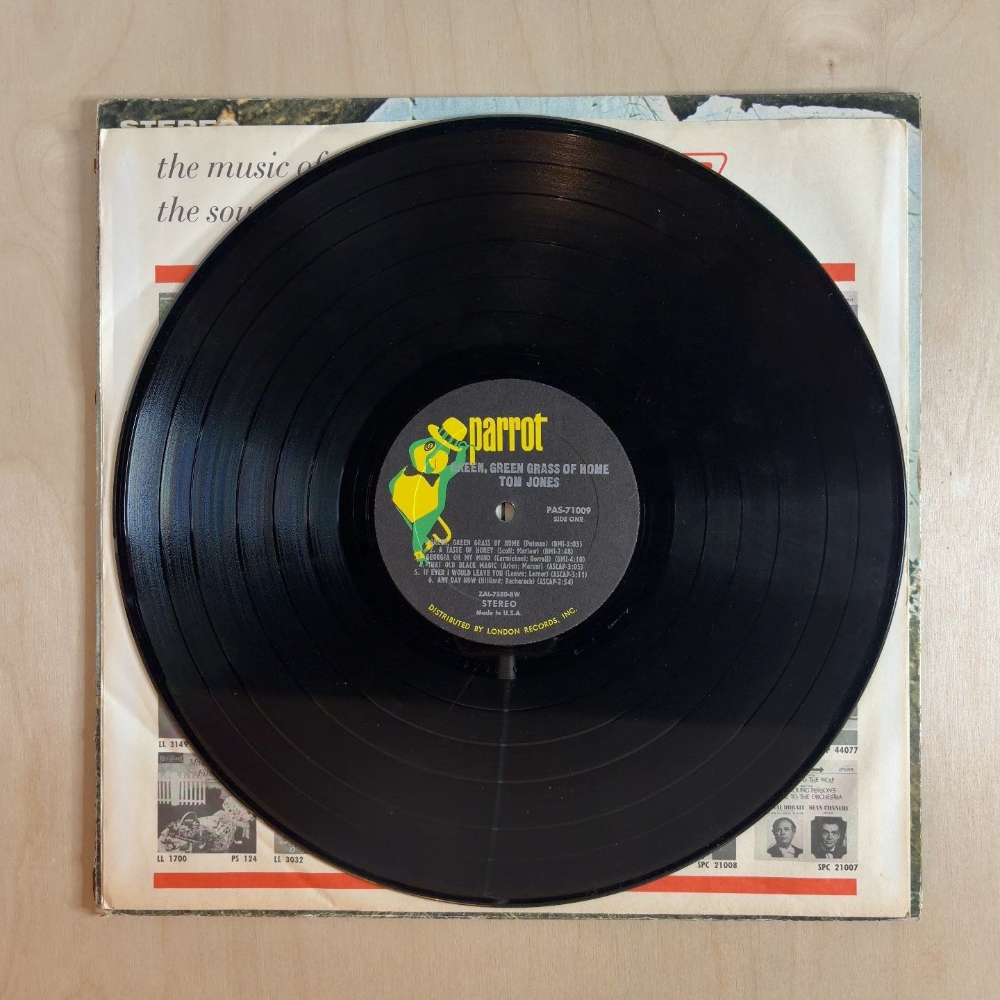 Tom Jones – Green Green Grass Of Home – record label