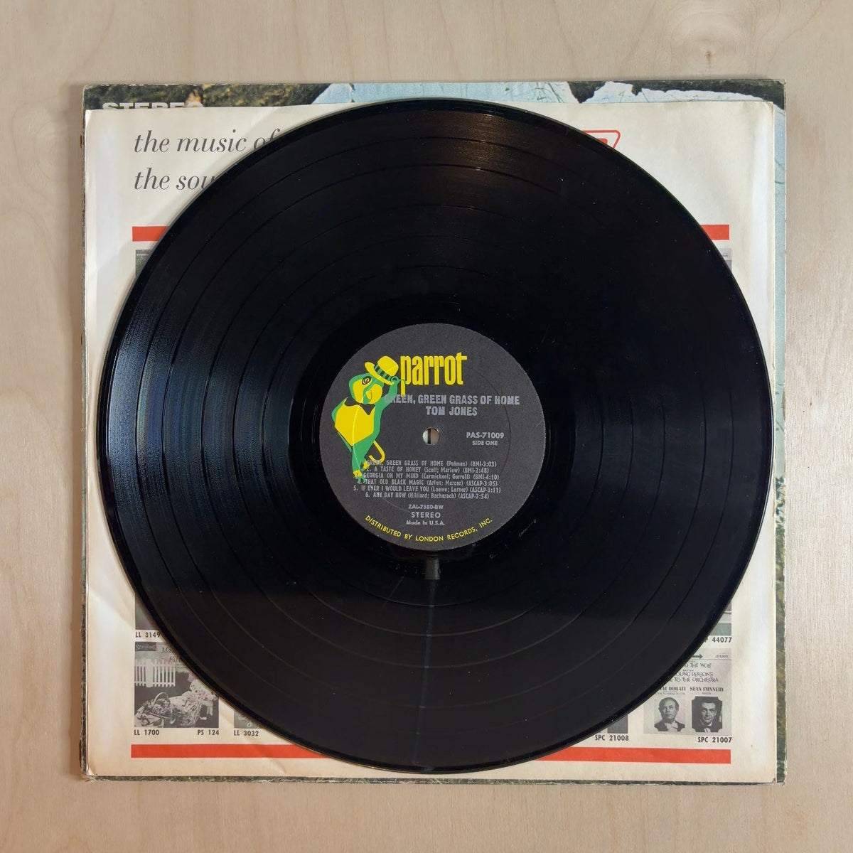 Tom Jones – Green Green Grass Of Home – record label