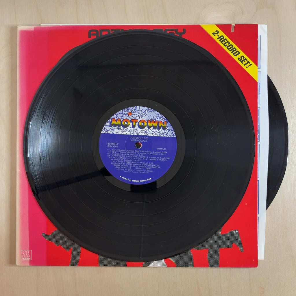 Commodores – Anthology – record label