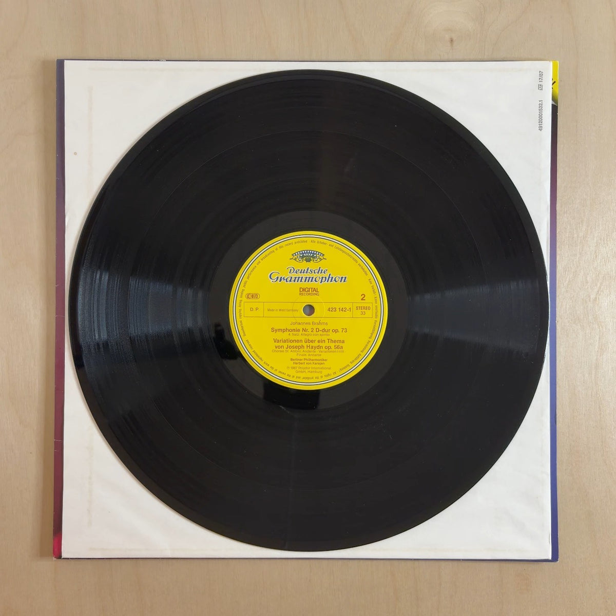 Johannes Brahms, Herbert von Karajan, Berliner Philharmoniker – Symphonie No. 2 & Haydn-Variationen – record label