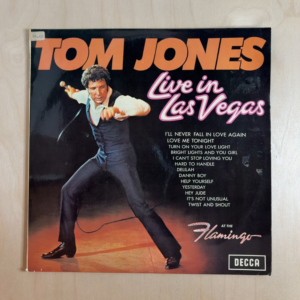 Tom Jones – Live In Las Vegas – front cover