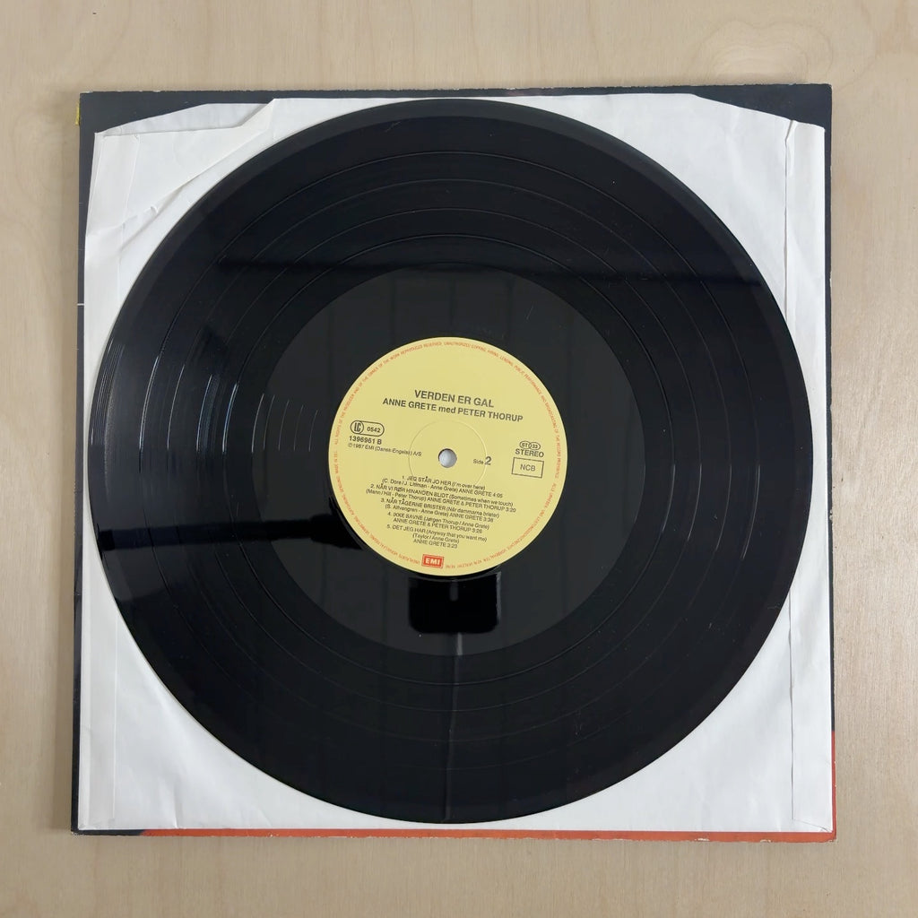 Anne Grete, Peter Thorup – Verden Er Gal – record label