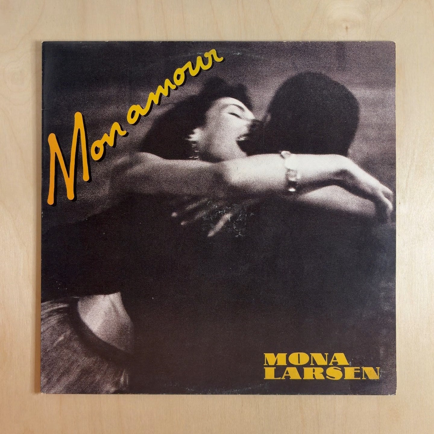 Mona Larsen – Mon Amour – front cover
