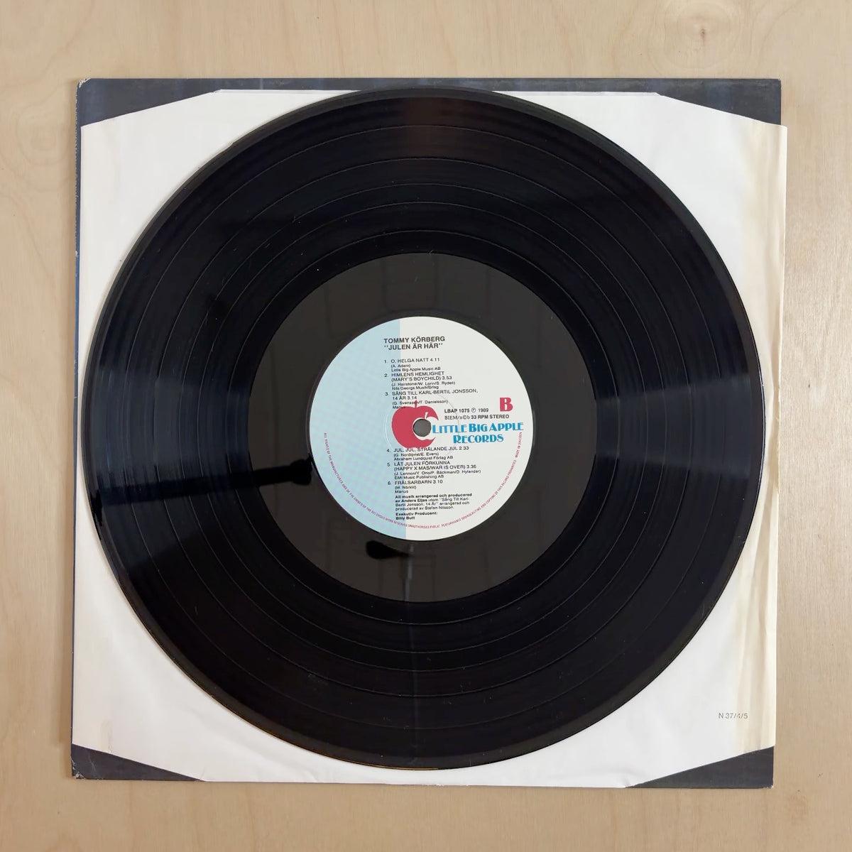 Tommy Körberg – Julen Är Här – record label