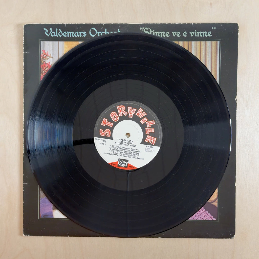 Valdemars Orchestra – Stinne Ve E Vinne – record label