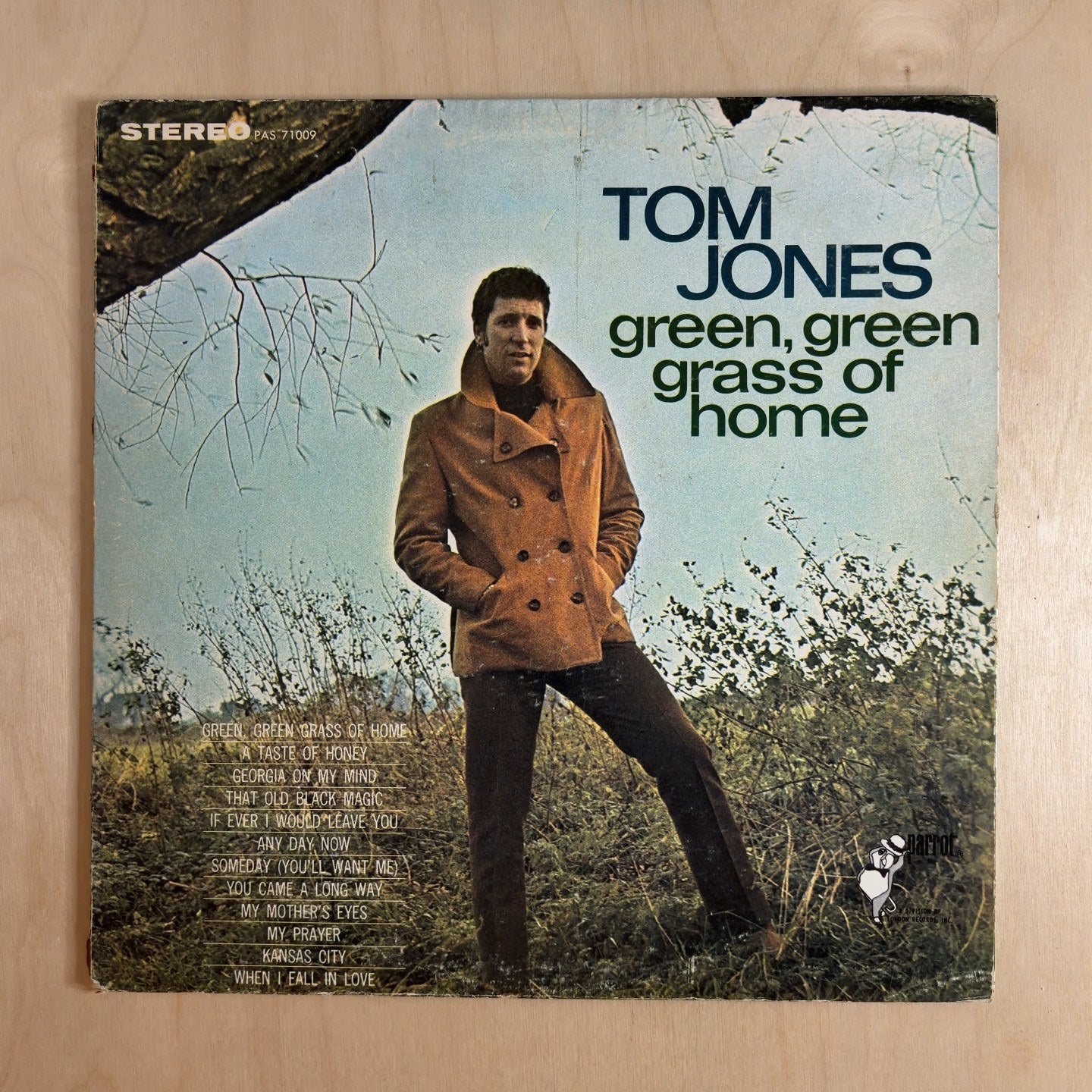 Tom Jones – Green Green Grass Of Home – front cover