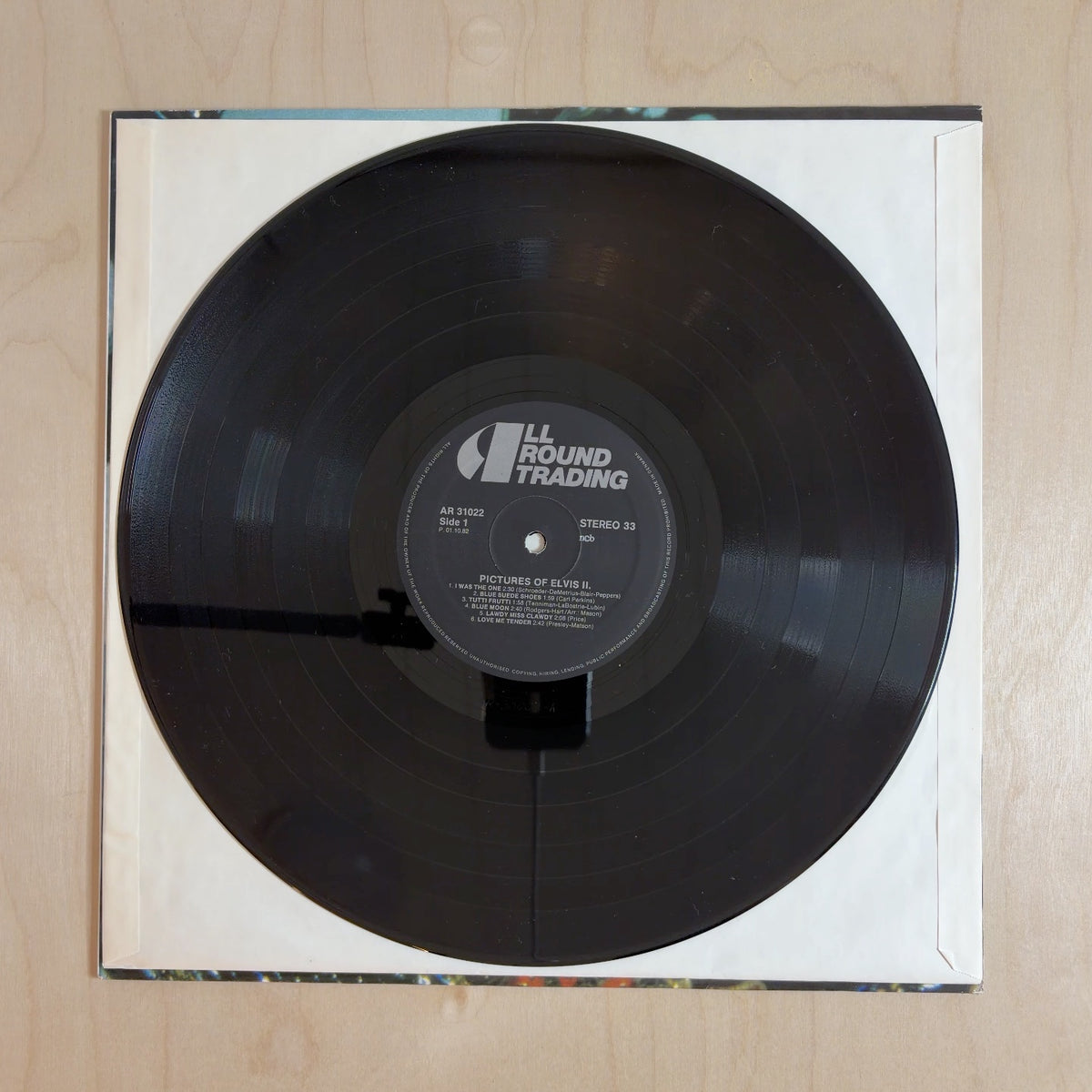 Elvis Presley – Pictures Of Elvis II