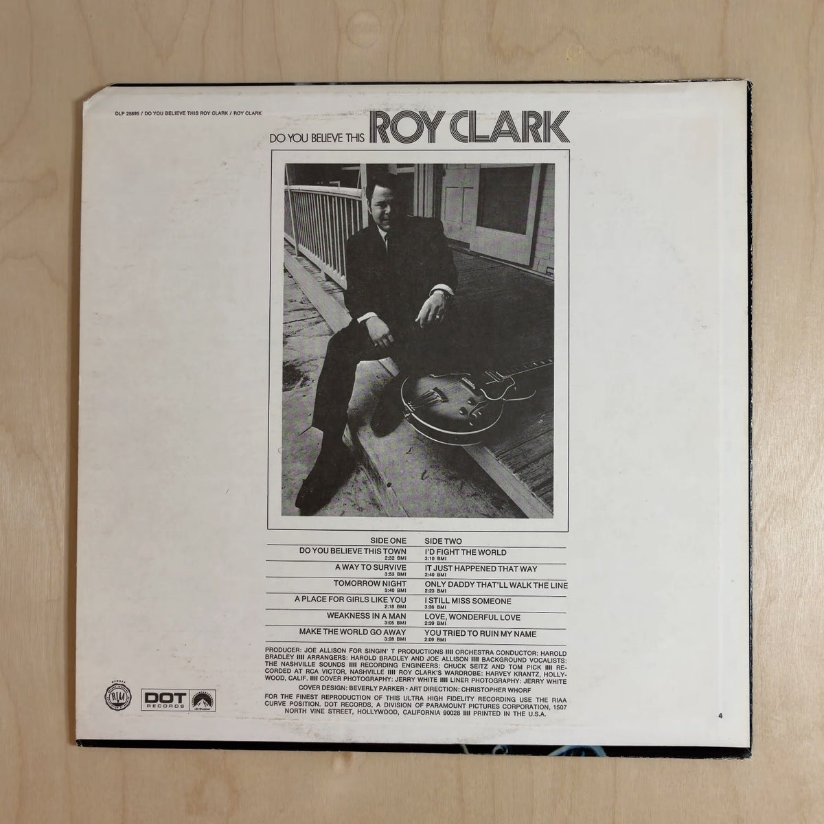 Roy Clark – Do You Believe This Roy Clark