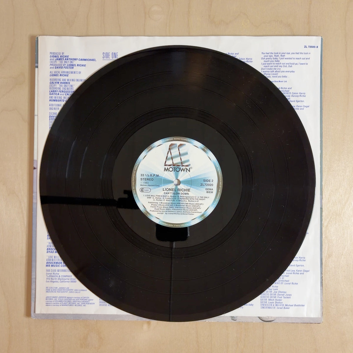 Lionel Richie – Can't Slow Down