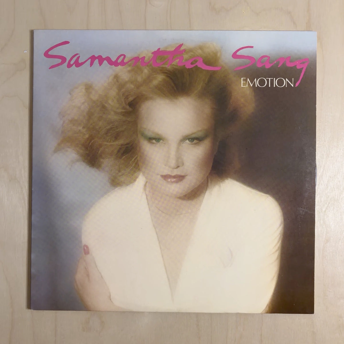 Samantha Sang – Emotion