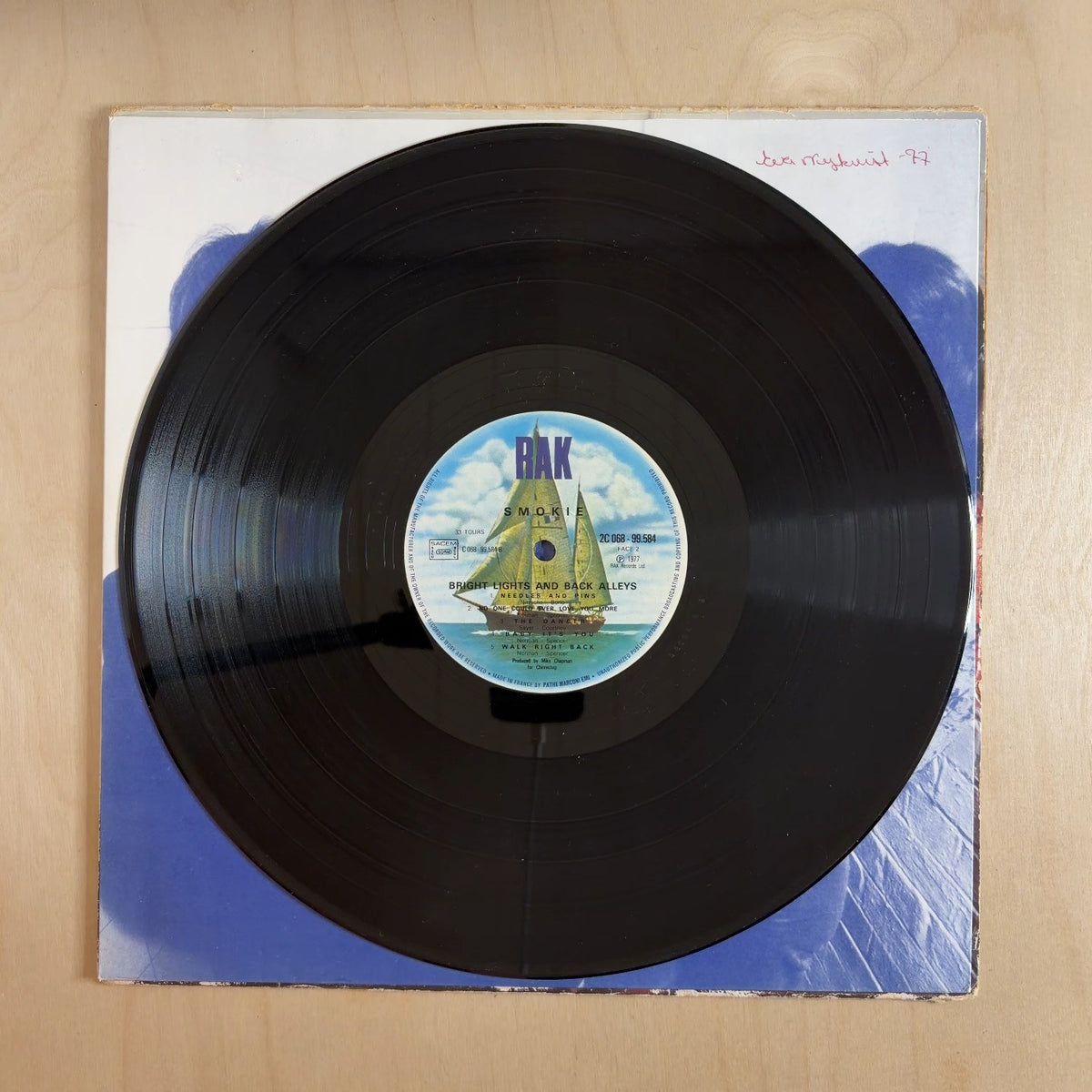 Smokie – Bright Lights And Back Alleys – record label