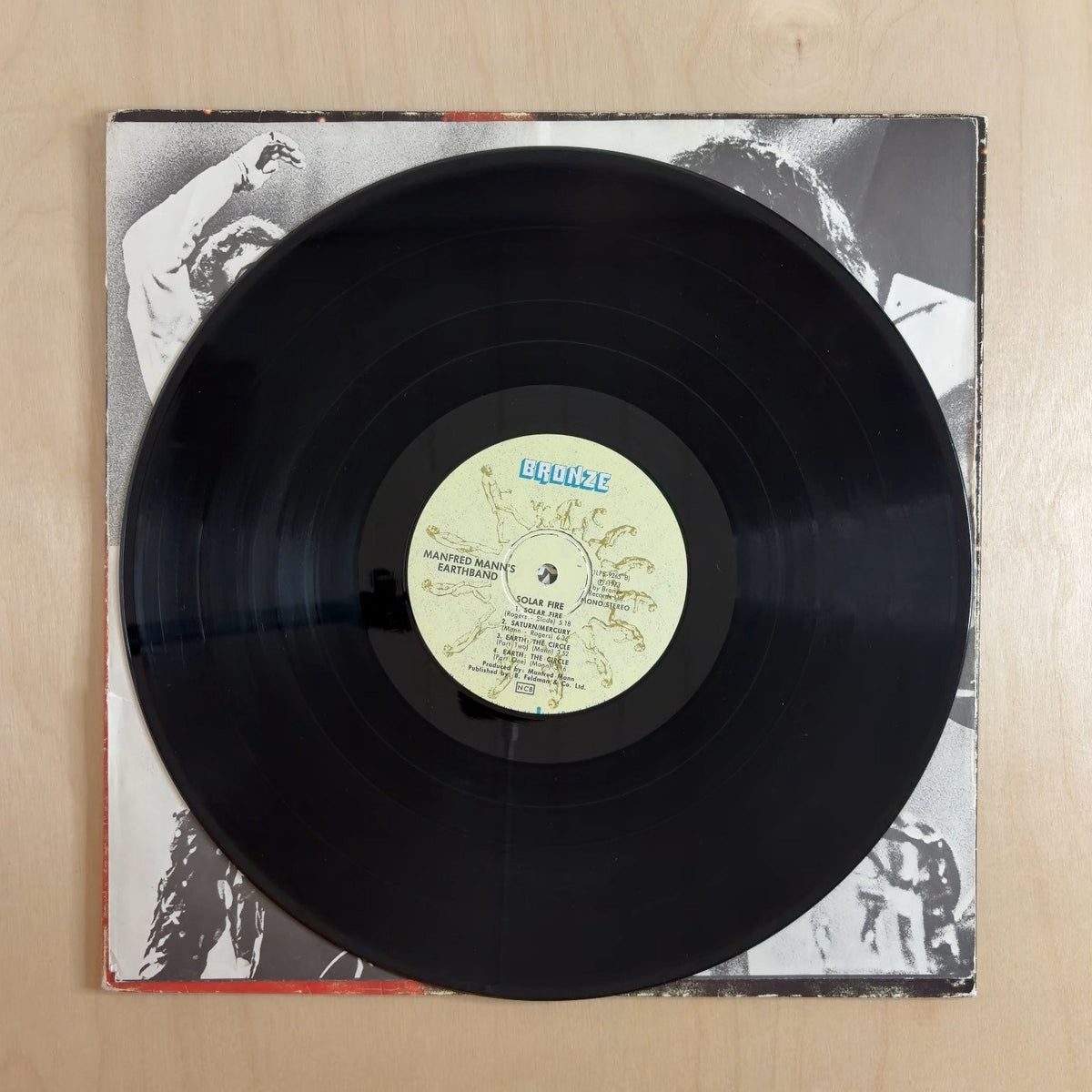 Manfred Mann's Earth Band – Solar Fire – record label
