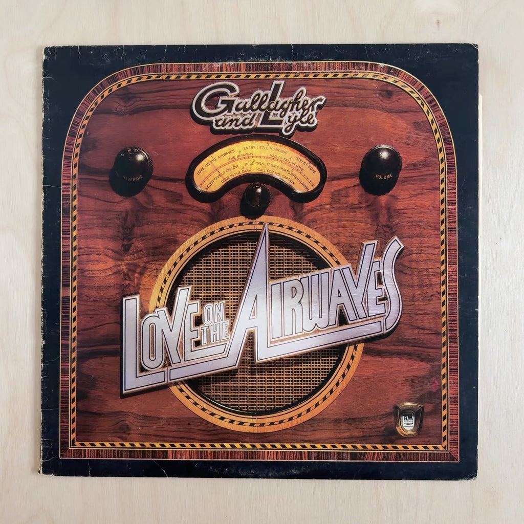 Gallagher & Lyle – Love On The Airwaves – front cover