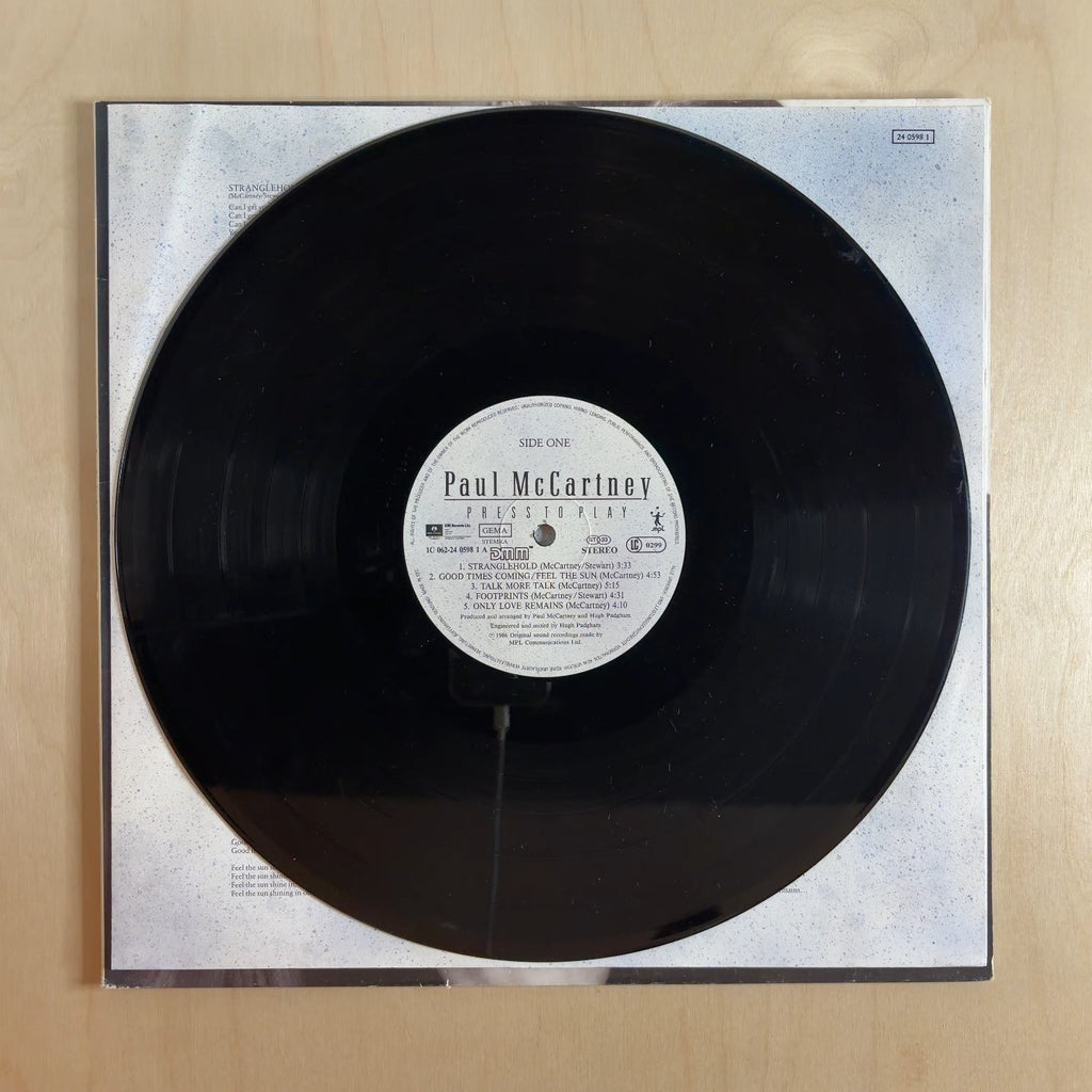 Paul McCartney – Press To Play – record label