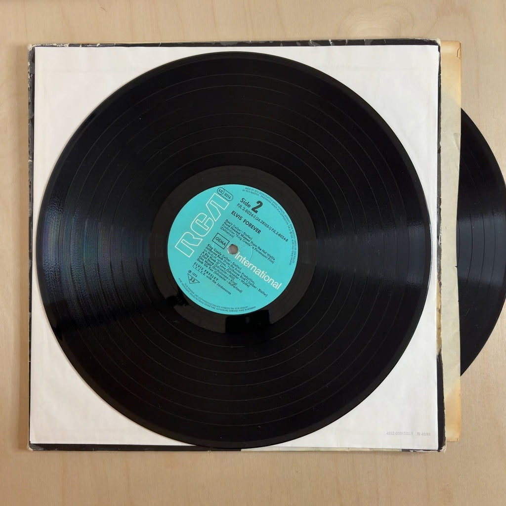 Elvis Presley – Elvis Forever (32 Hits) – record label