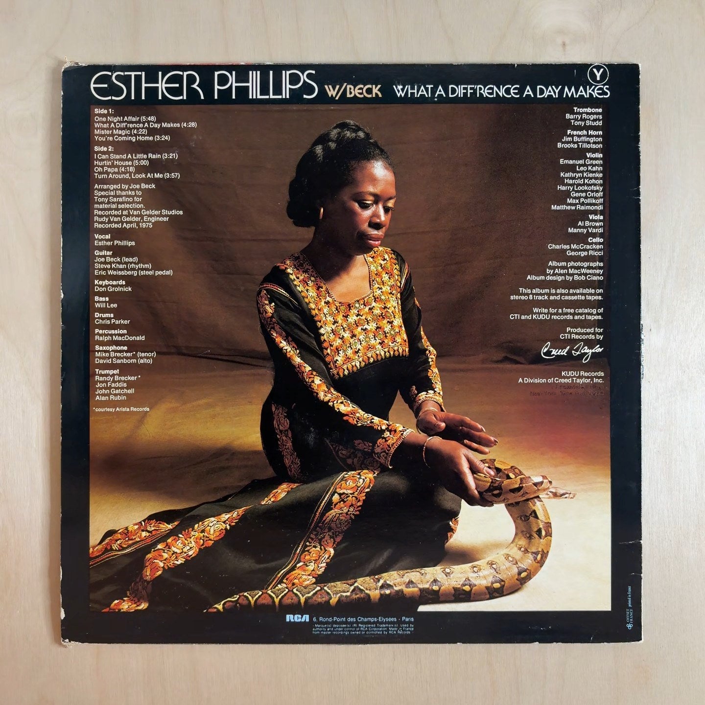 Esther Phillips, Joe Beck – What A Diff'rence A Day Makes – back cover
