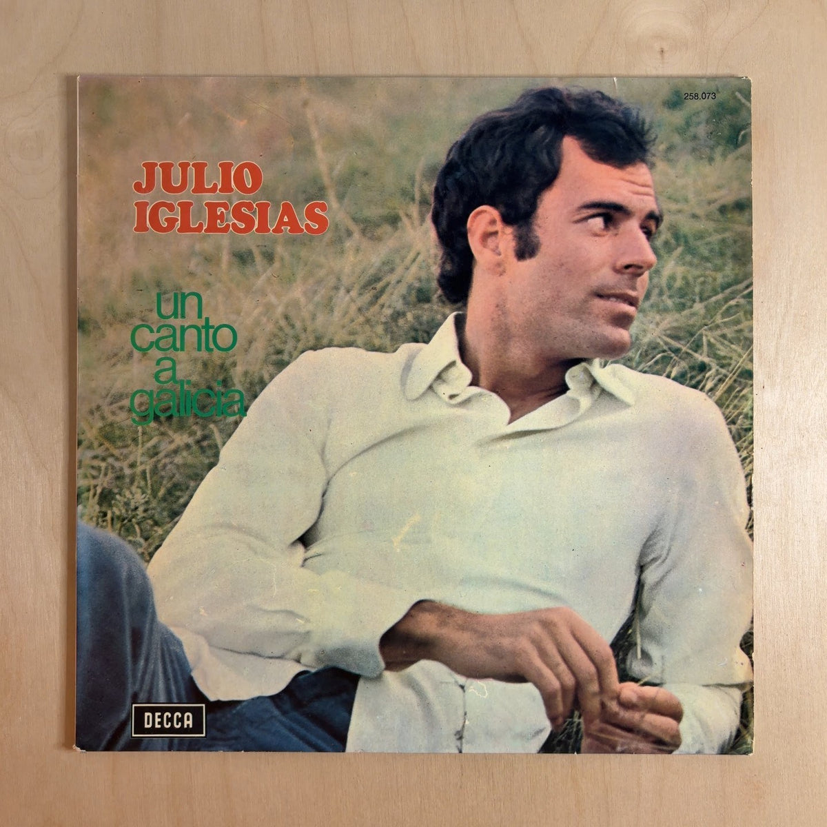 Julio Iglesias – Un Canto A Galicia – front cover